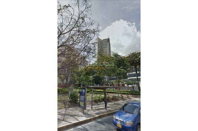 Locales y Bodegas, Alquiler en Santa Mónica de Chipichape