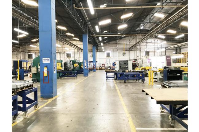 Locales y Bodegas, Alquiler en Yumbo