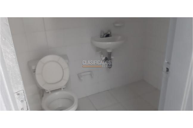 Locales y Bodegas, Alquiler, El Troncal - $7.000.000