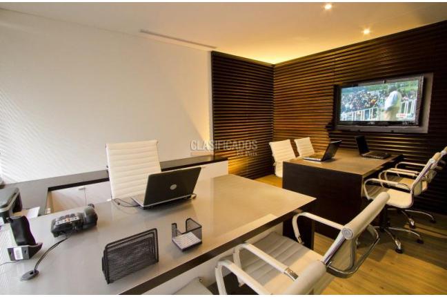 Oficinas y Consultorios, Alquiler en Santa Mónica Central