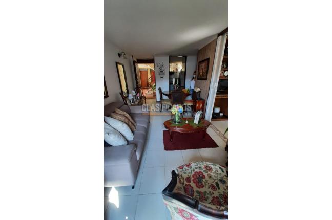 Apartamentos, Venta en Santa Anita