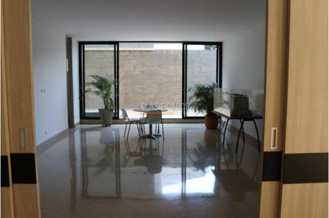 Apartamentos, Venta, Santa Rita - $1.980.000.000