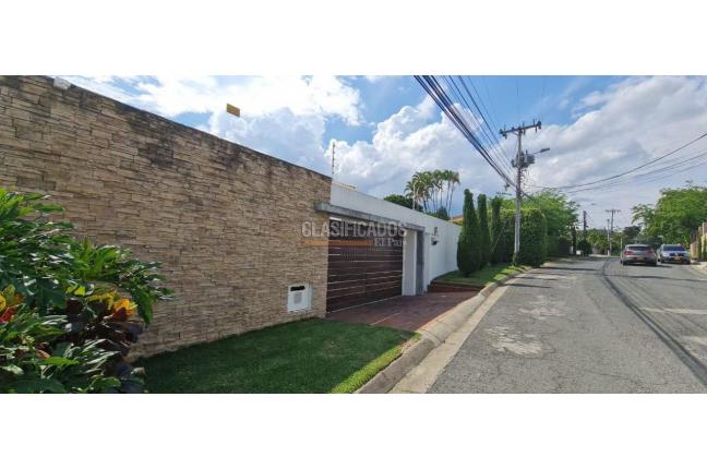 Casas, Venta, Ciudad Jardín - $2.300.000.000