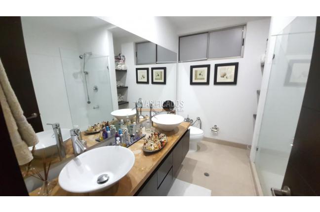 Apartamentos, Venta, Aguacatal - $1.350.000.000