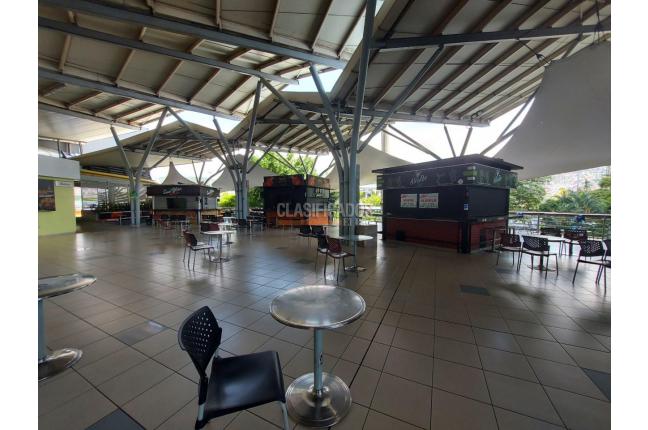 Locales y Bodegas, Venta en Centro Ccial Cosmocentro