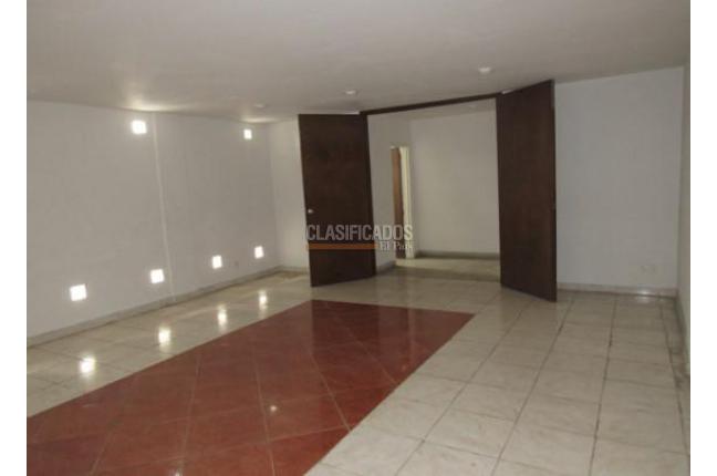 Oficinas y Consultorios, Venta, San Pedro - $300.000.000