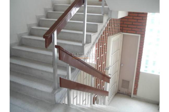 Oficinas y Consultorios, Venta en San Pedro