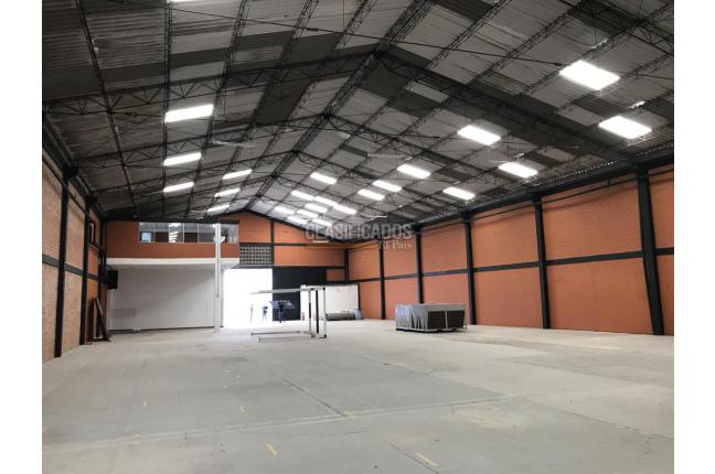 Locales y Bodegas, Venta, Yumbo - $3.748.000.000