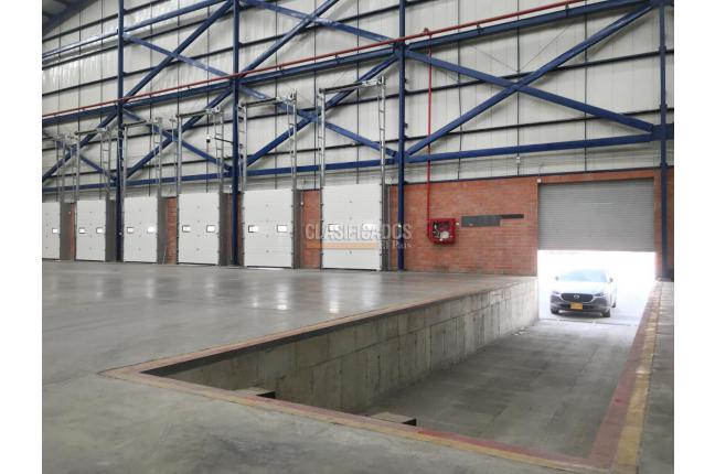 Locales y Bodegas, Alquiler, Yumbo - $75.500.000