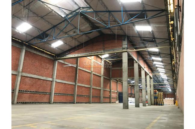 Locales y Bodegas, Alquiler, Candelaria - $15.696.000