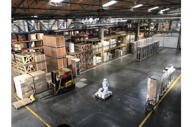 Locales y Bodegas, Alquiler, Yumbo - $133.000.000