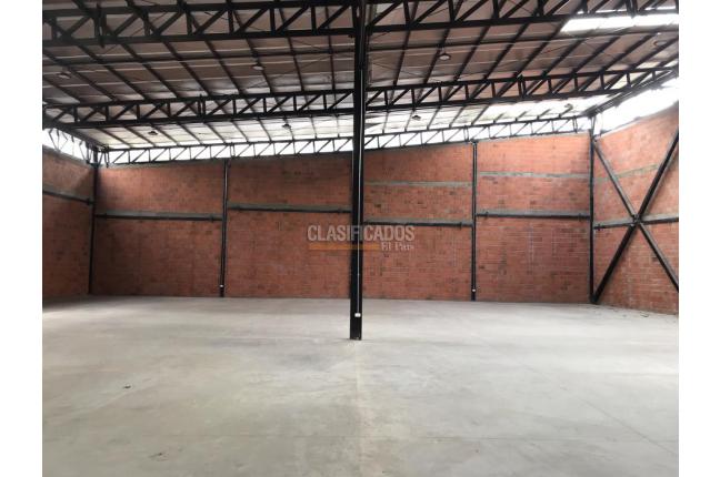 Locales y Bodegas, Alquiler, El Refugio - $18.000.000