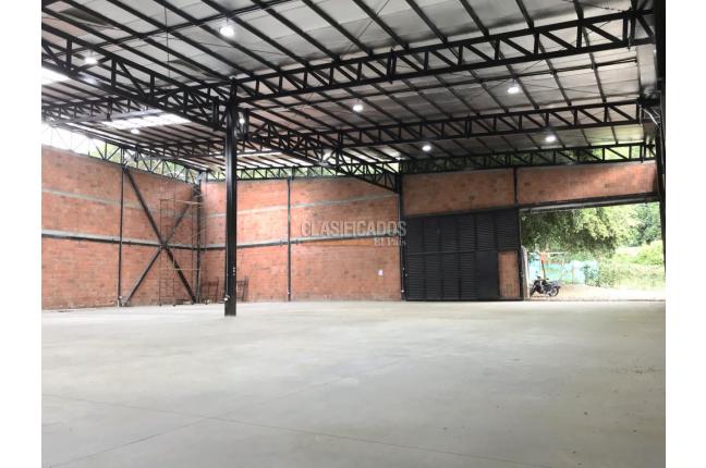 Locales y Bodegas, Alquiler, El Refugio - $18.000.000