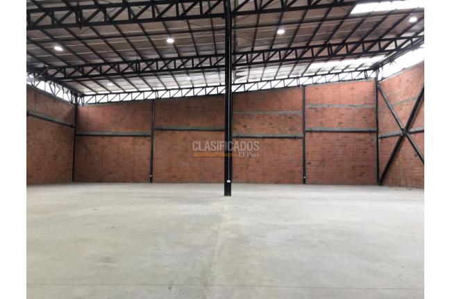 Locales y Bodegas, Alquiler, El Refugio - $18.000.000