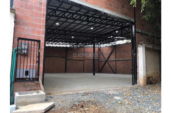 Locales y Bodegas, Alquiler, El Refugio - $18.000.000