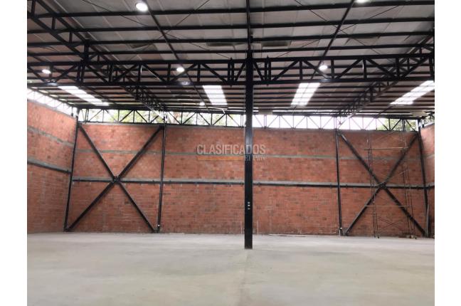 Locales y Bodegas, Alquiler, El Refugio - $18.000.000