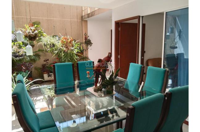 Casas, Venta, Country Plaza II - $360.000.000