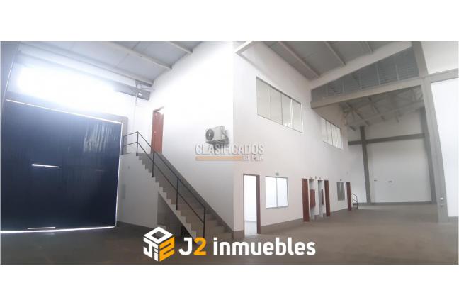 Locales y Bodegas, Alquiler, Evaristo García - $6.000.000