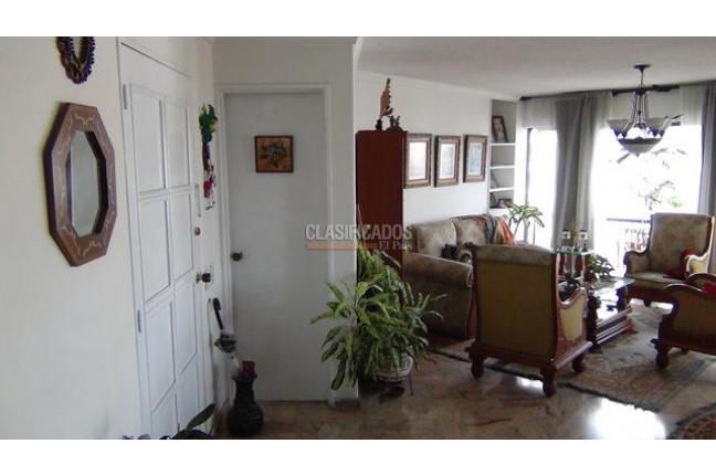 Apartamentos, Venta, Versalles - $370.000.000