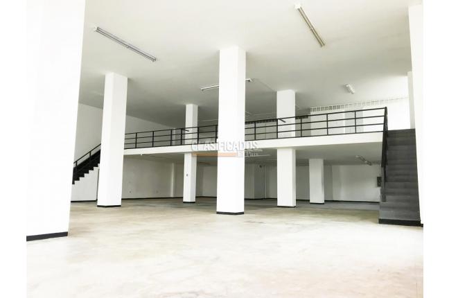 Locales y Bodegas, Alquiler, Yumbo - $8.900.000