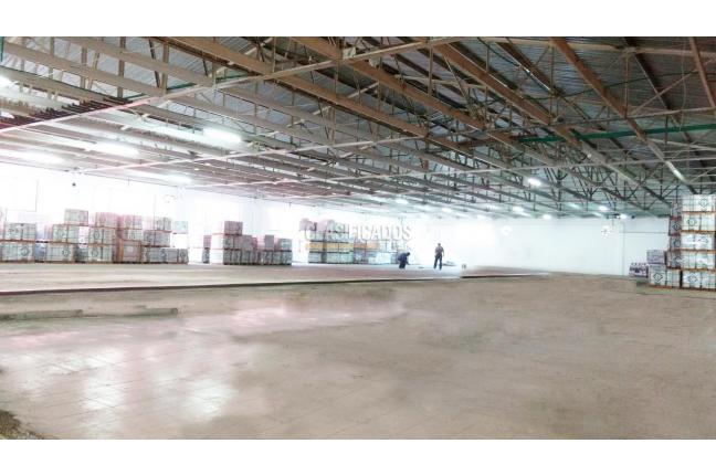 Locales y Bodegas, Alquiler en Yumbo