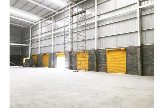 Locales y Bodegas, Alquiler, Yumbo - $17.000.000