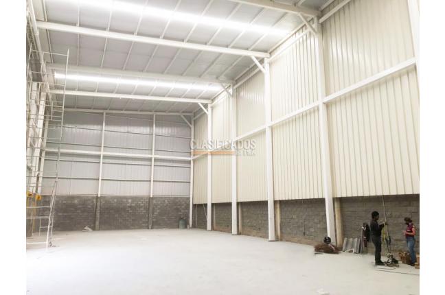 Locales y Bodegas, Alquiler, Yumbo - $17.000.000