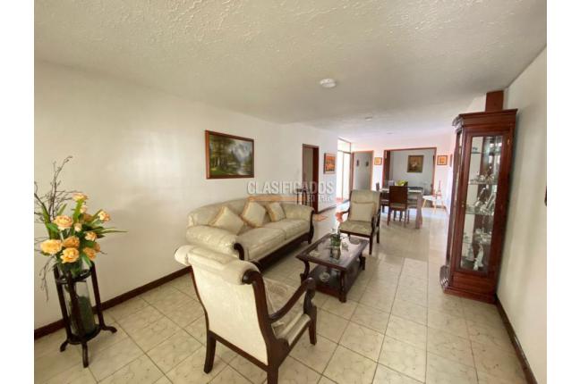 Apartamentos, Venta en Santa Anita