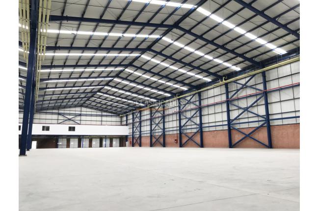 Locales y Bodegas, Alquiler, Yumbo - $135.000.000