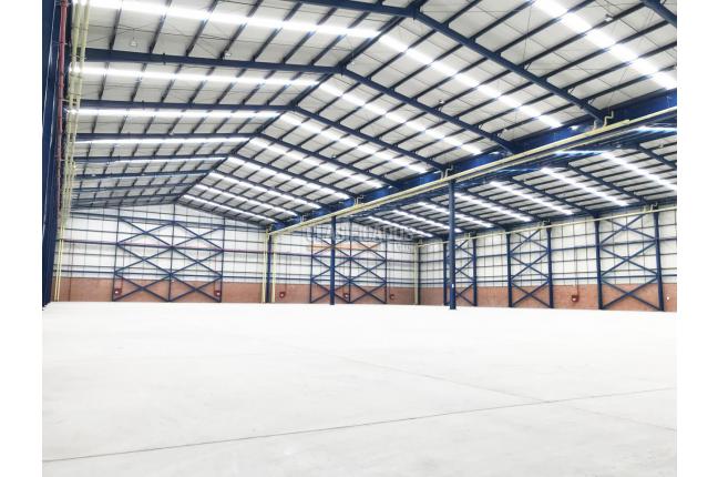 Locales y Bodegas, Alquiler en Yumbo