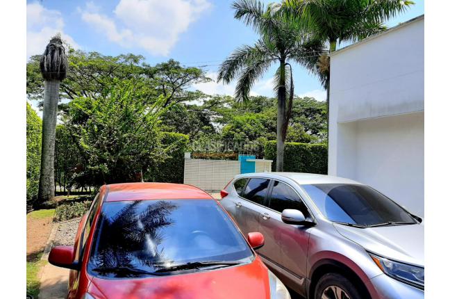 Casas, Venta en Solares La Morada