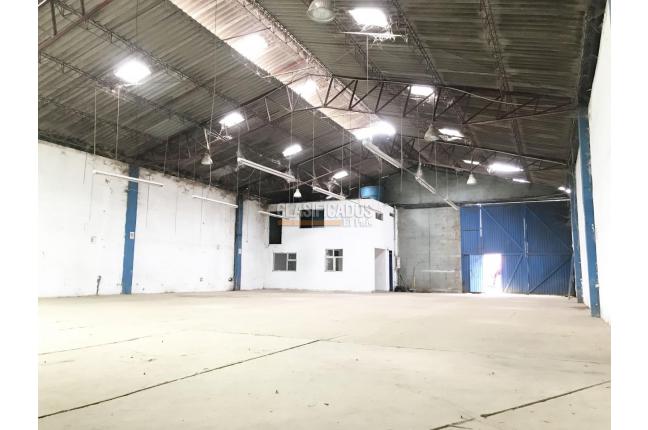 Locales y Bodegas, Alquiler en Yumbo