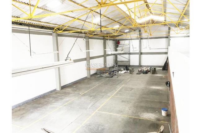 Locales y Bodegas, Alquiler, Yumbo - $10.800.000