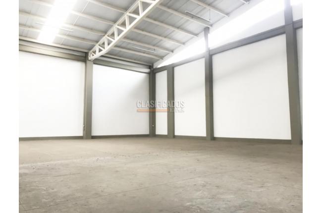 Locales y Bodegas, Alquiler, Evaristo García - $12.000.000