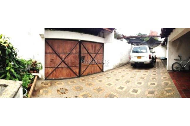 Casas, Venta, Bellavista - $1.346.000.000