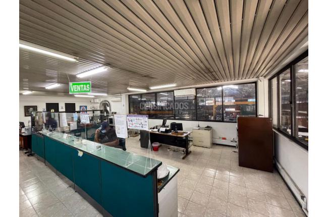 Locales y Bodegas, Venta, Santander - $5.500.000.000