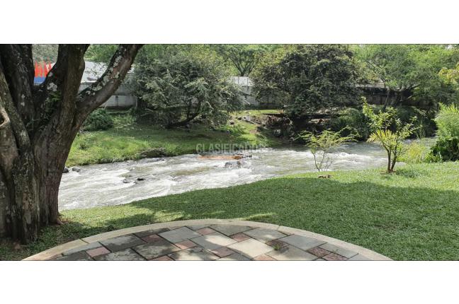 Casas, Venta, Santa Rita - $1.500.000.000