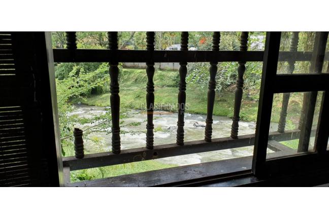 Casas, Venta, Santa Rita - $1.500.000.000