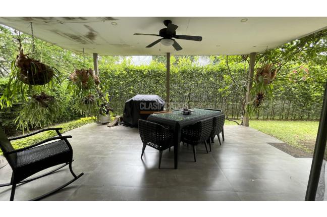 Apartamentos, Venta en Pance