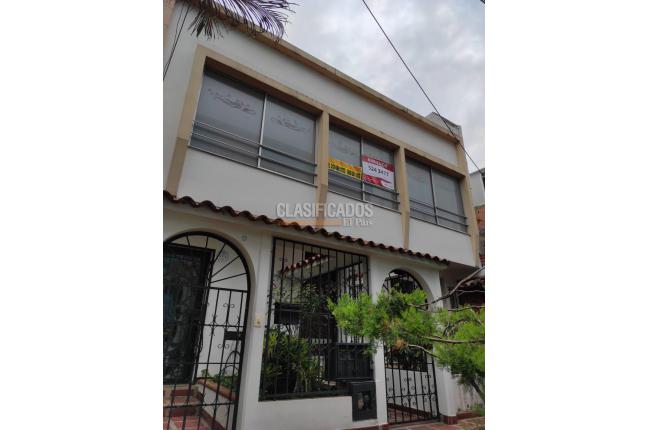 Oficinas y Consultorios, Alquiler en 3 de Julio