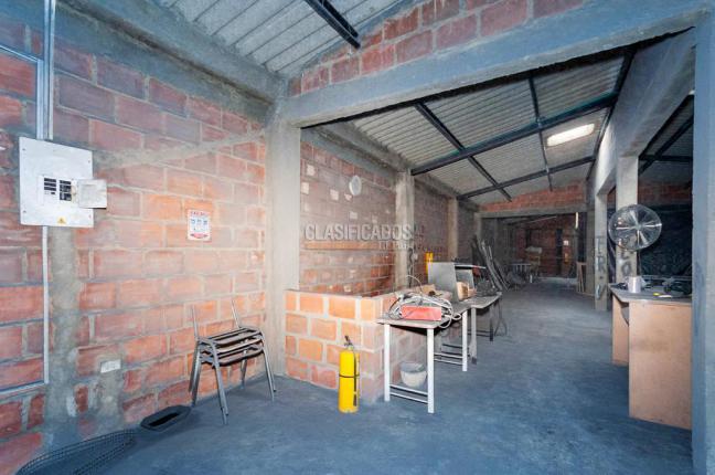 Locales y Bodegas, Venta, 3 de Julio - $1.500.000.000