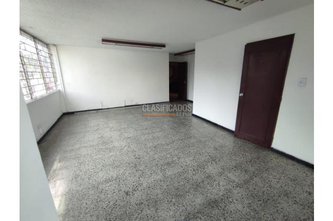 Oficinas y Consultorios, Alquiler en Acopi