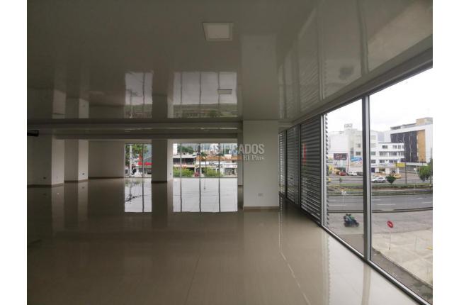 Locales y Bodegas, Alquiler, 3 de Julio - $5.000.000