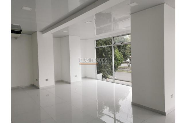 Locales y Bodegas, Alquiler, 3 de Julio - $5.000.000