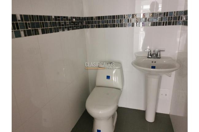 Locales y Bodegas, Alquiler, 3 de Julio - $5.000.000