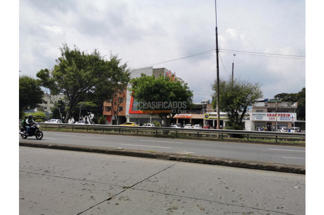 Locales y Bodegas, Alquiler, 3 de Julio - $5.000.000