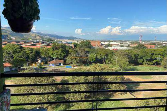 Apartamentos, Venta en Acopi