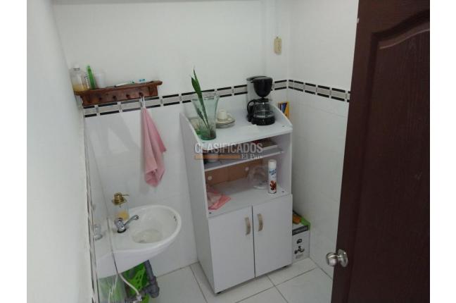 Locales y Bodegas, Venta, Barranquilla - $180.000.000