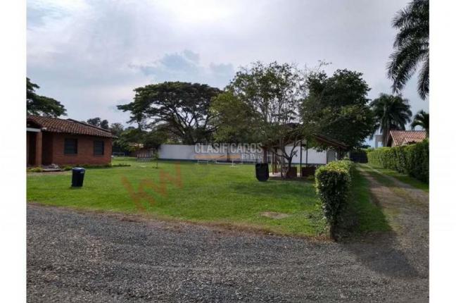 Lotes, Venta, 3 de Julio - $1.300.000.000