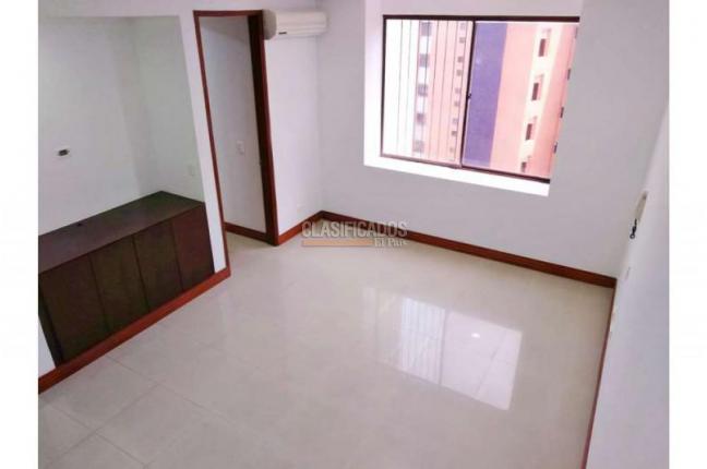 Apartamentos, Venta, Aguacatal - $1.400.000.000